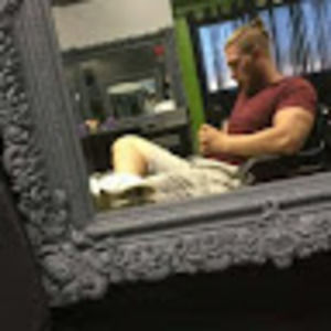 Meet your Posher, Logan